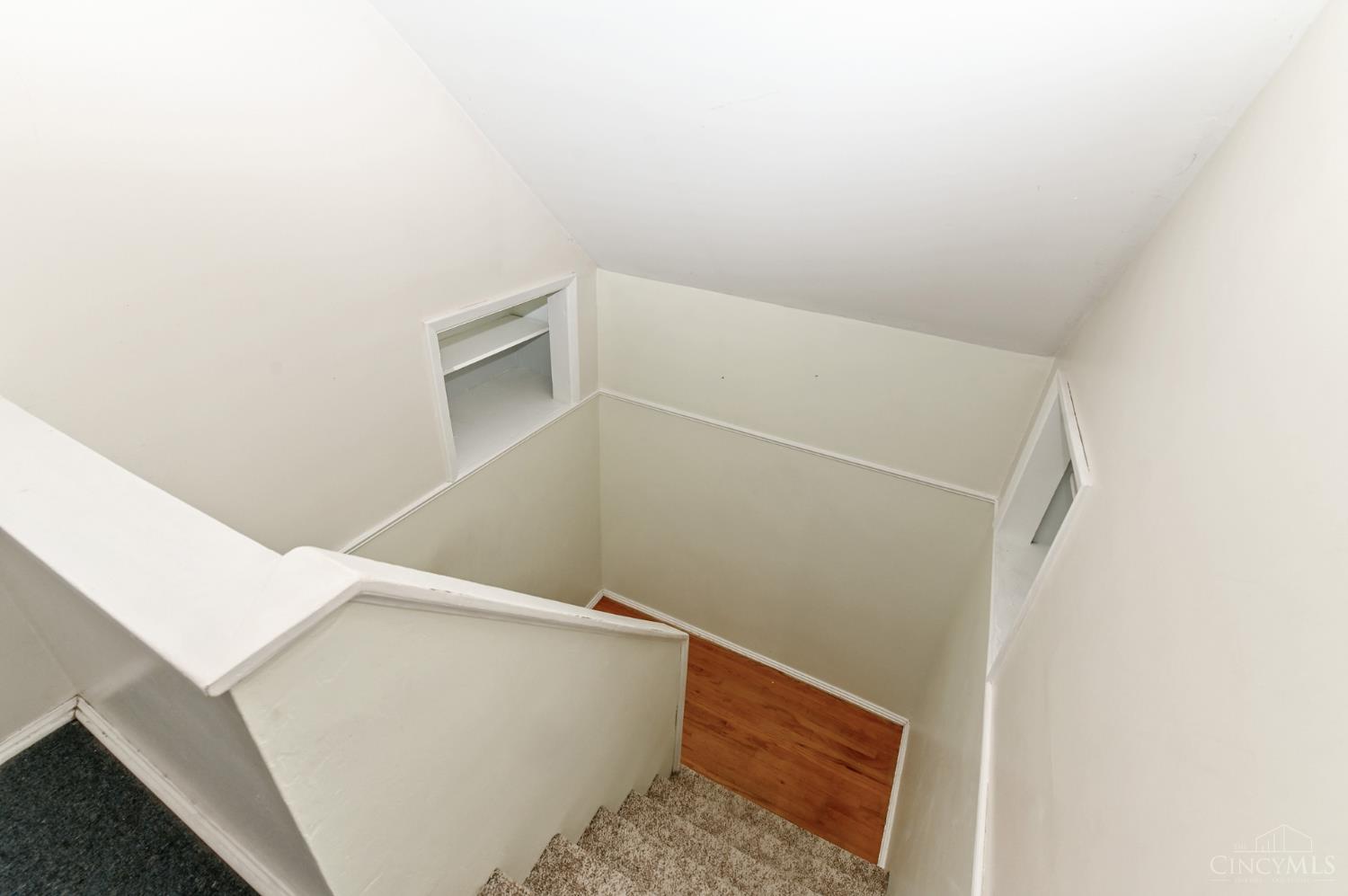 1842 Centerridge Avenue