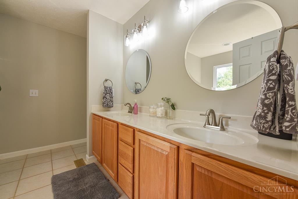 4628 Melody Lane