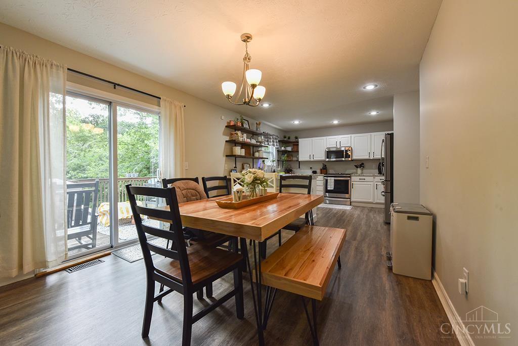 4628 Melody Lane
