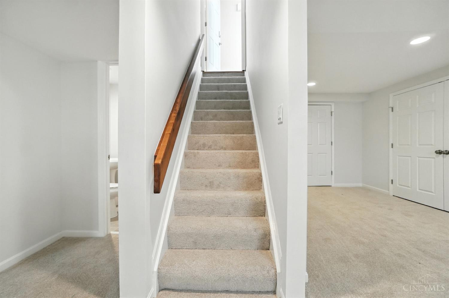 604 Legend Hills