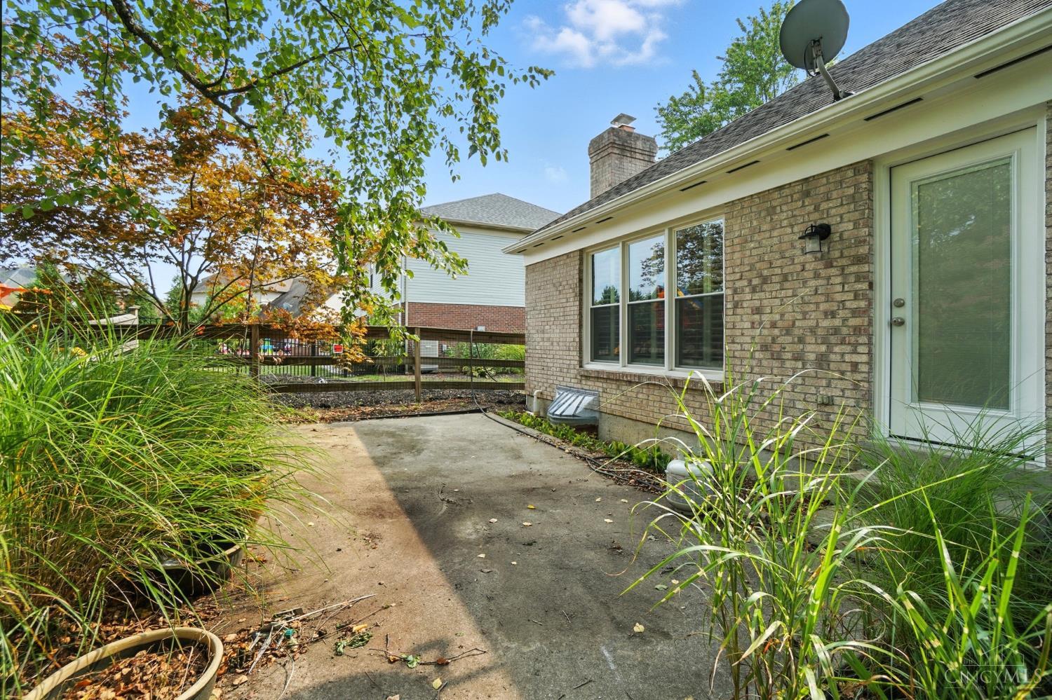604 Legend Hills