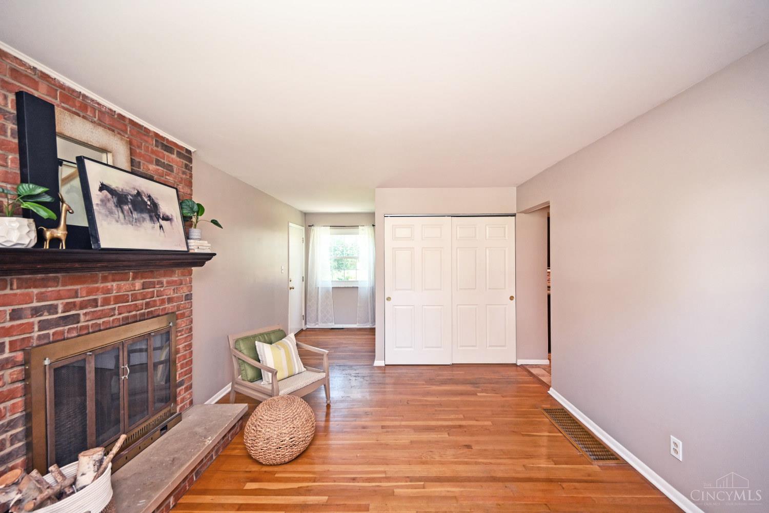 1596 Pinebluff Lane