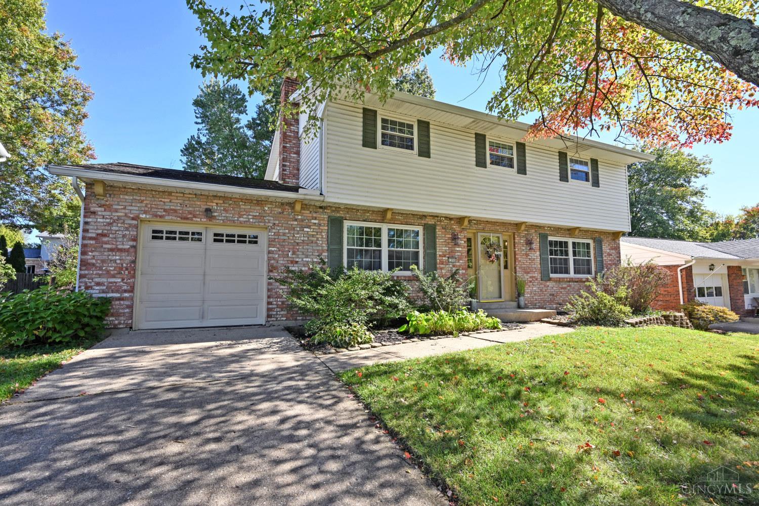 1596 Pinebluff Lane