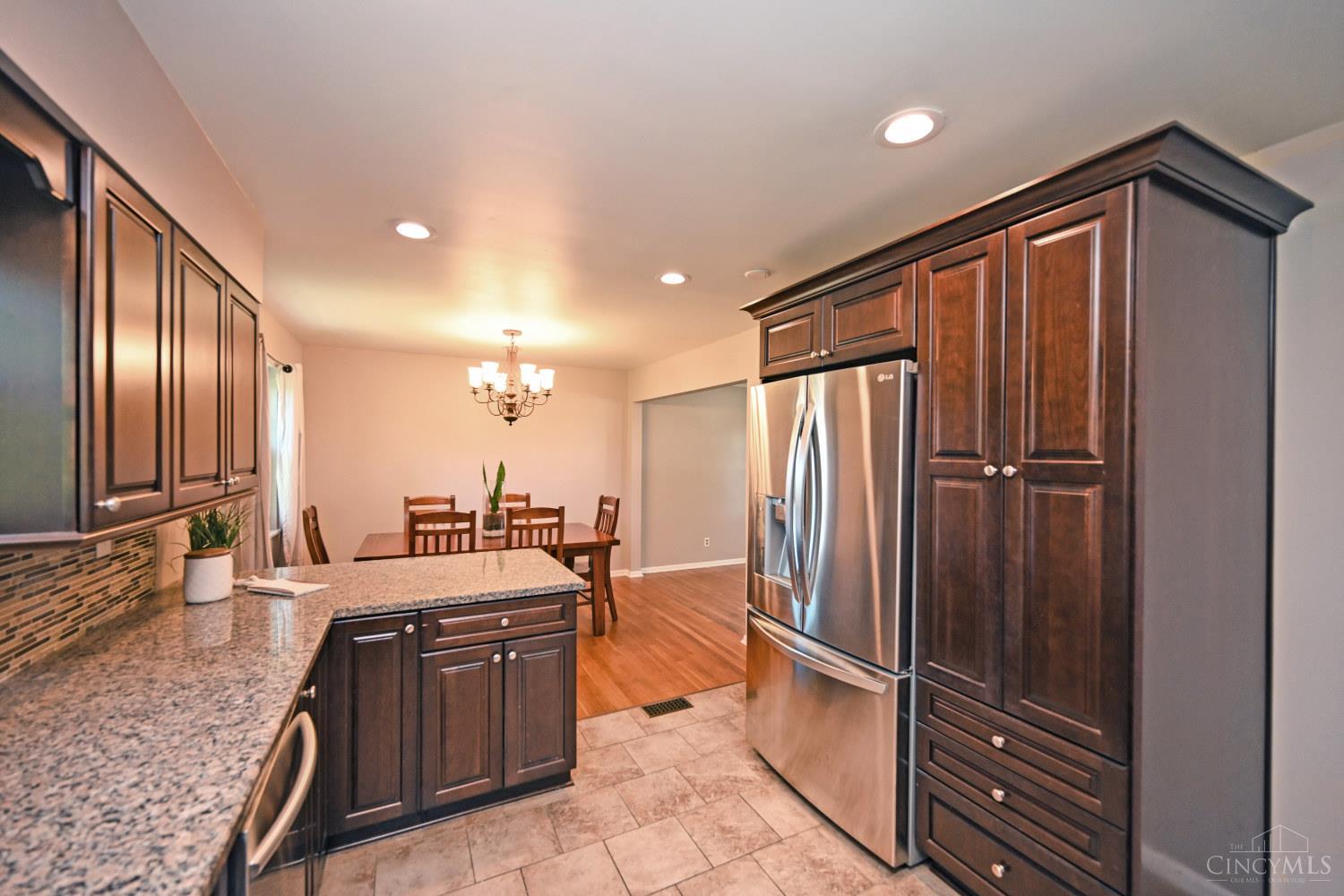 1596 Pinebluff Lane