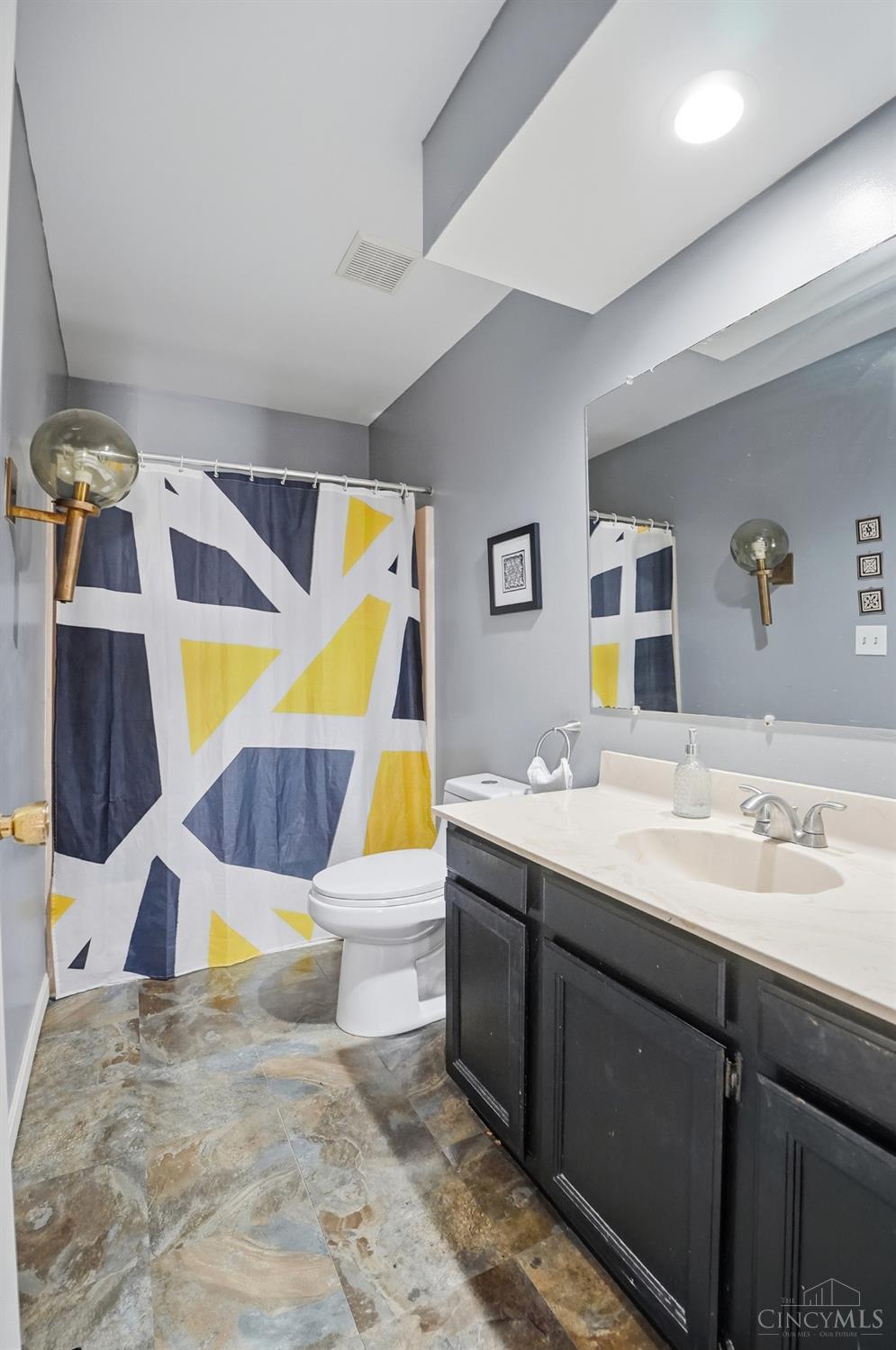 1787 Gloucester Drive