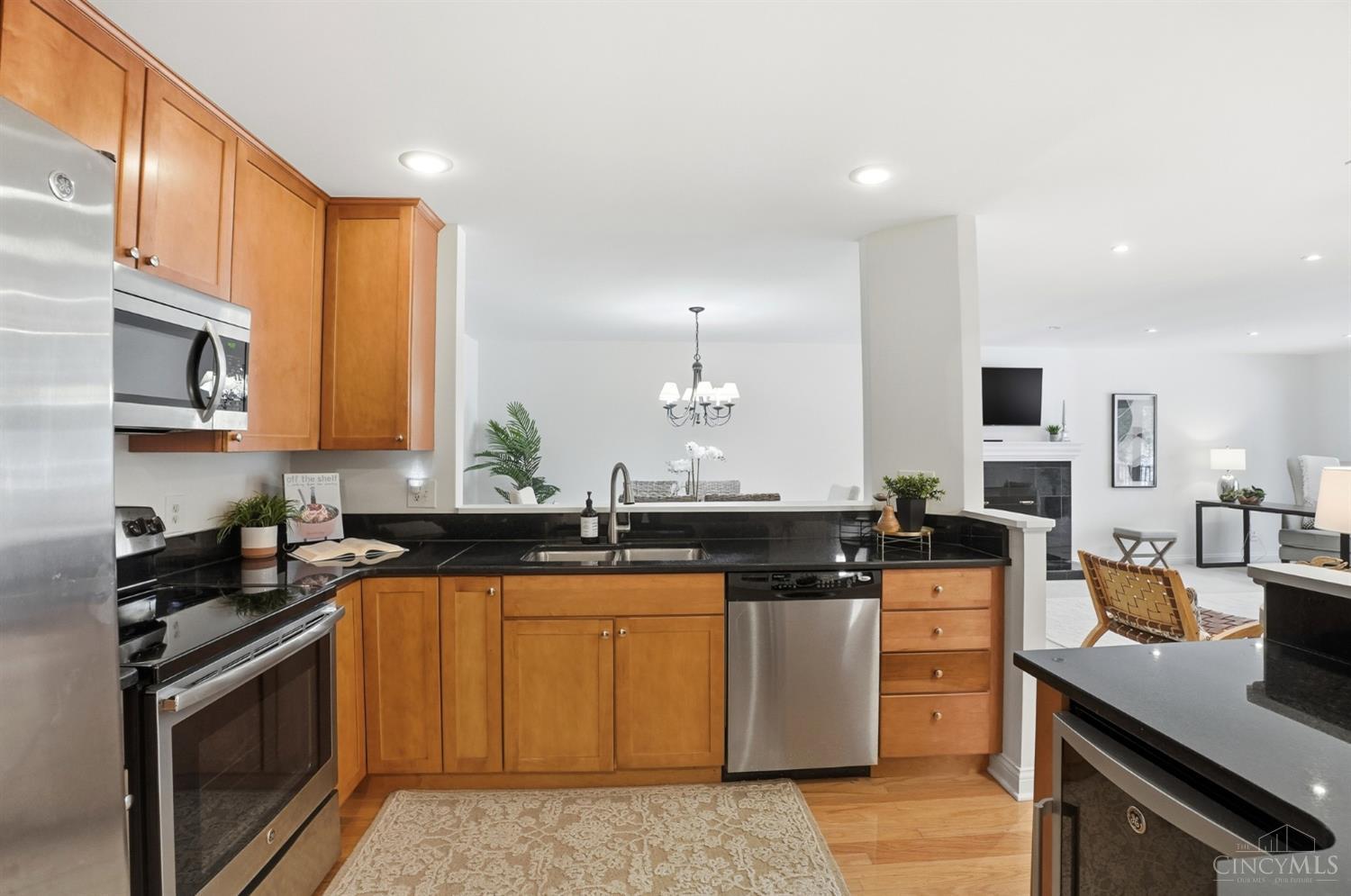 3646 Ashworth Drive 102