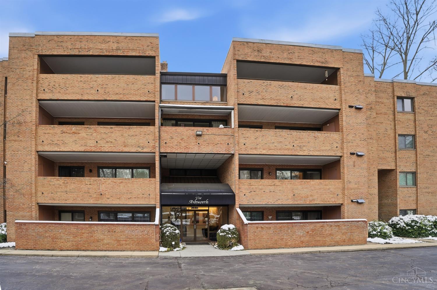 3646 Ashworth Drive 102