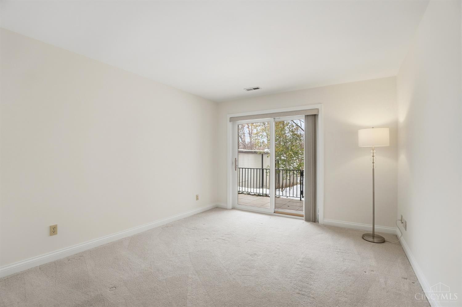 3646 Ashworth Drive 102