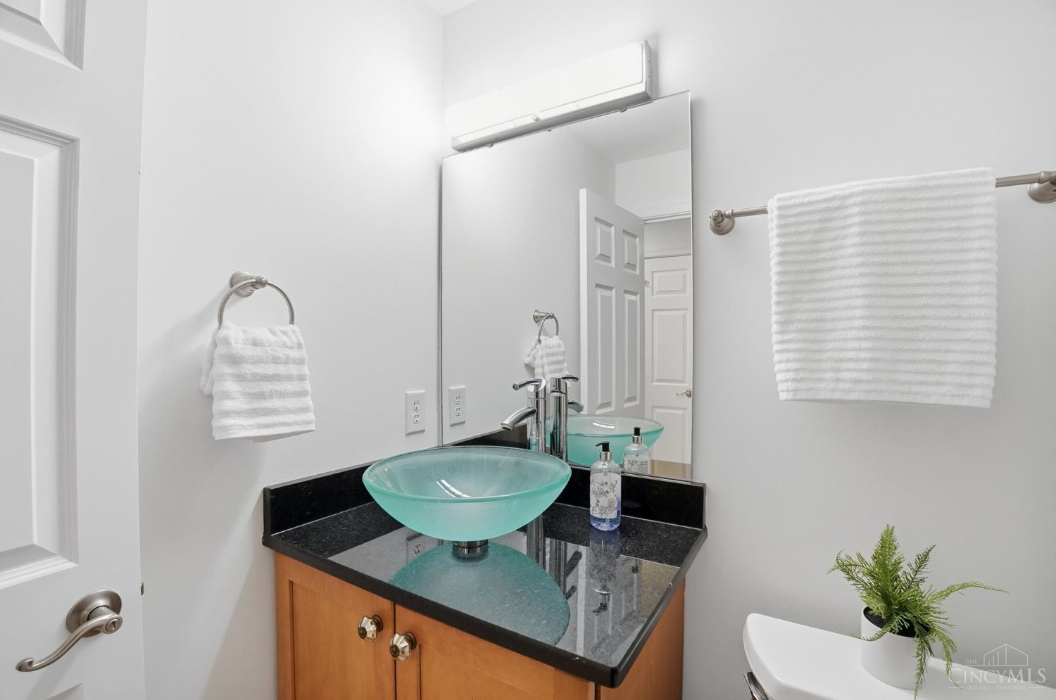 3646 Ashworth Drive 102