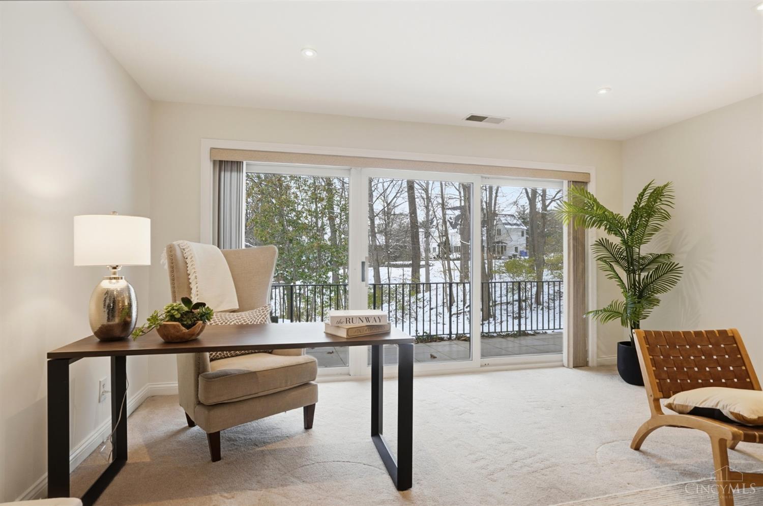 3646 Ashworth Drive 102