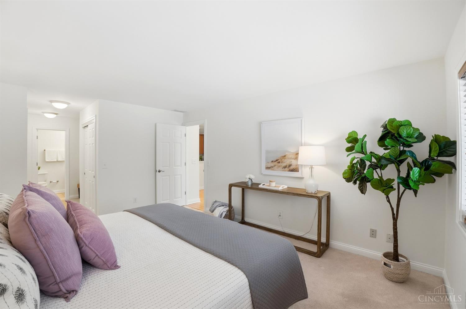 3646 Ashworth Drive 102