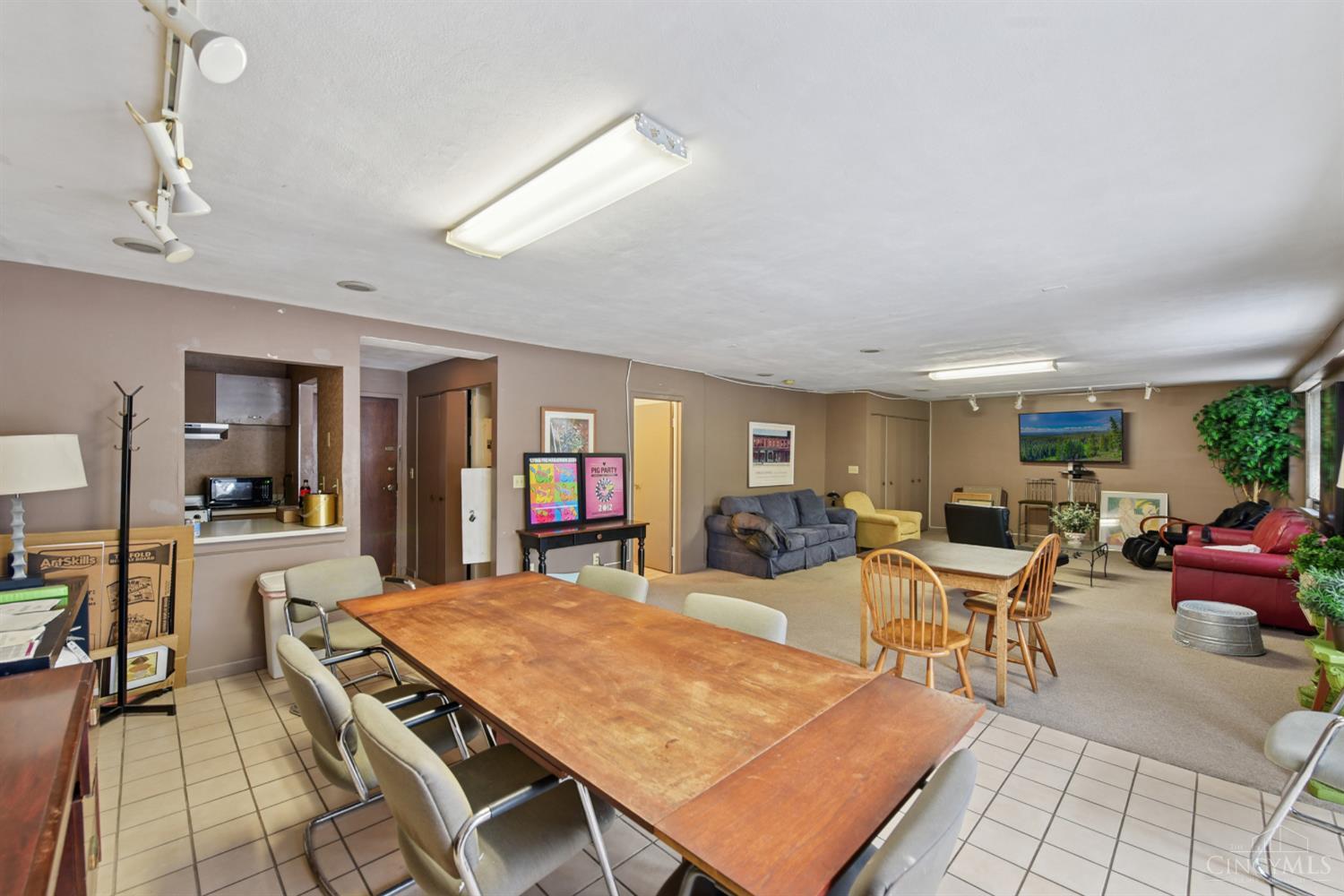 1815 WM H Taft Road 601