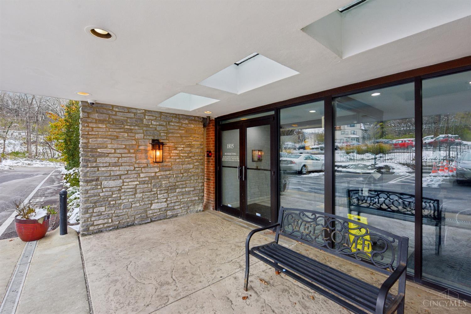 1815 WM H Taft Road 601