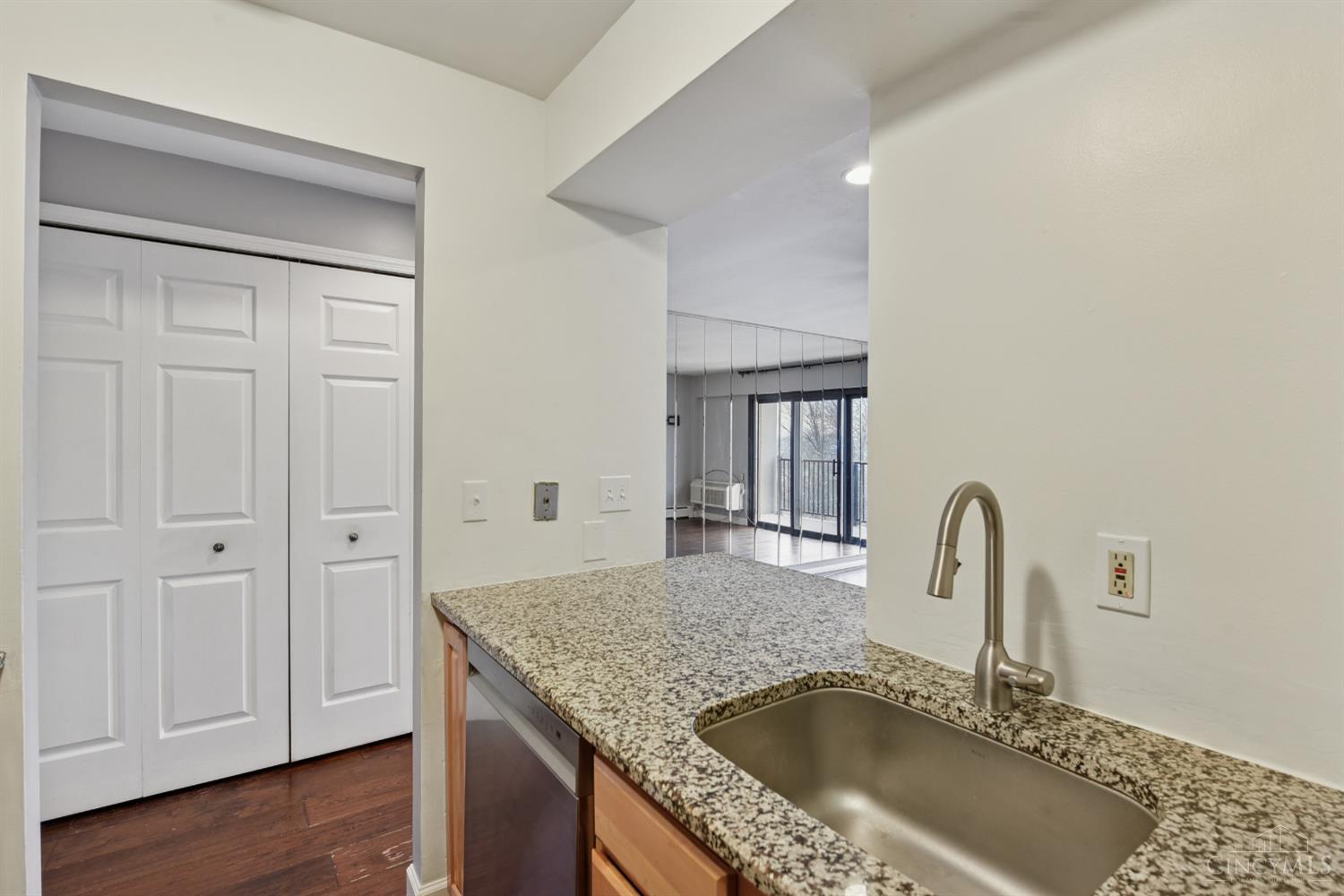 1815 WM H Taft Road 601