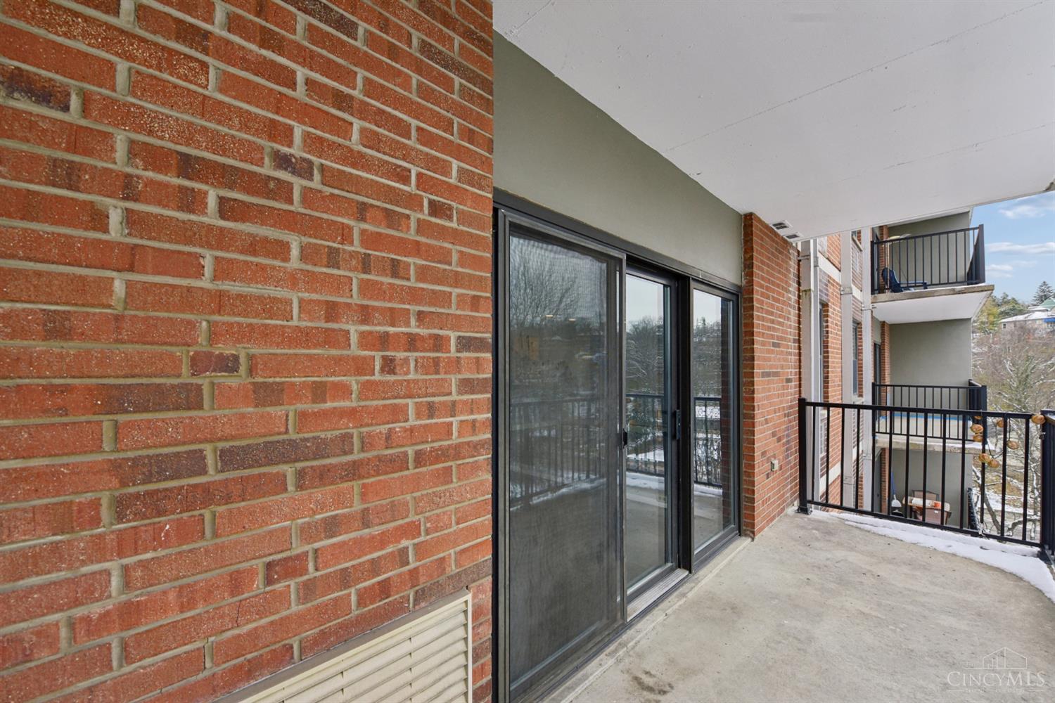 1815 WM H Taft Road 601