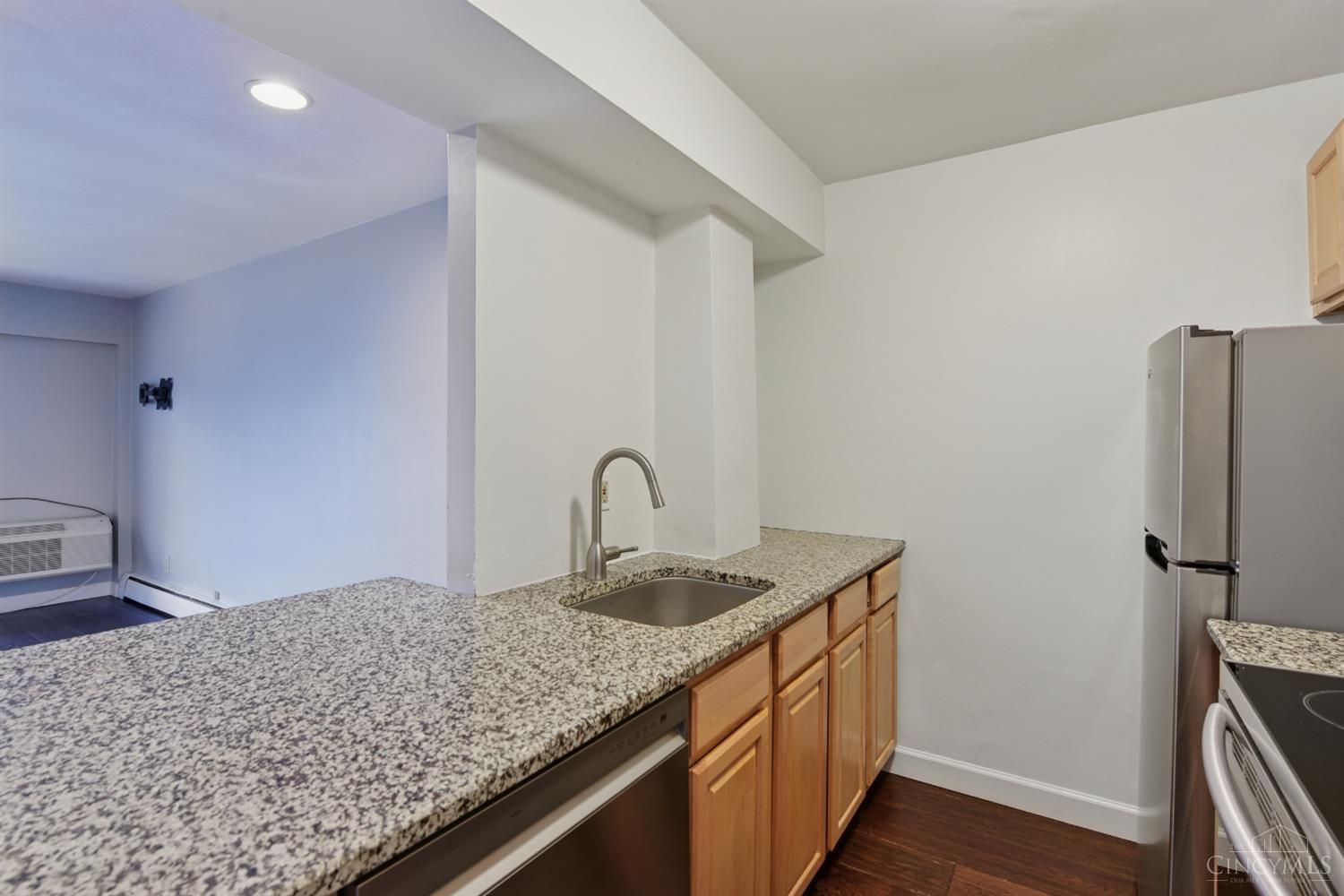 1815 WM H Taft Road 601