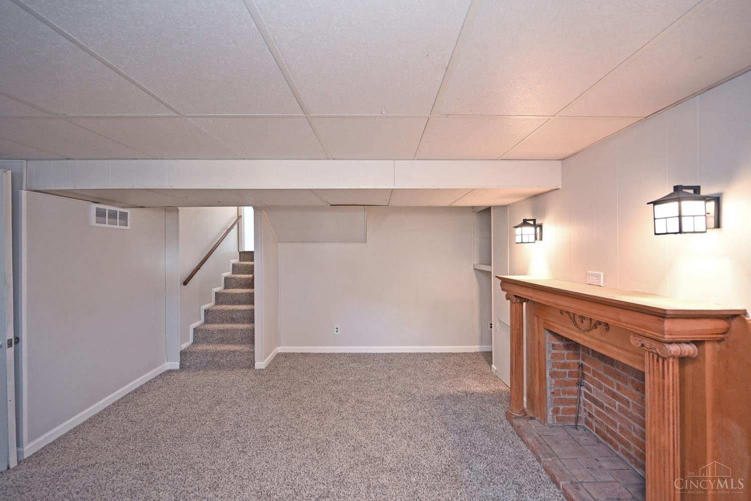 6113 Wayside Court