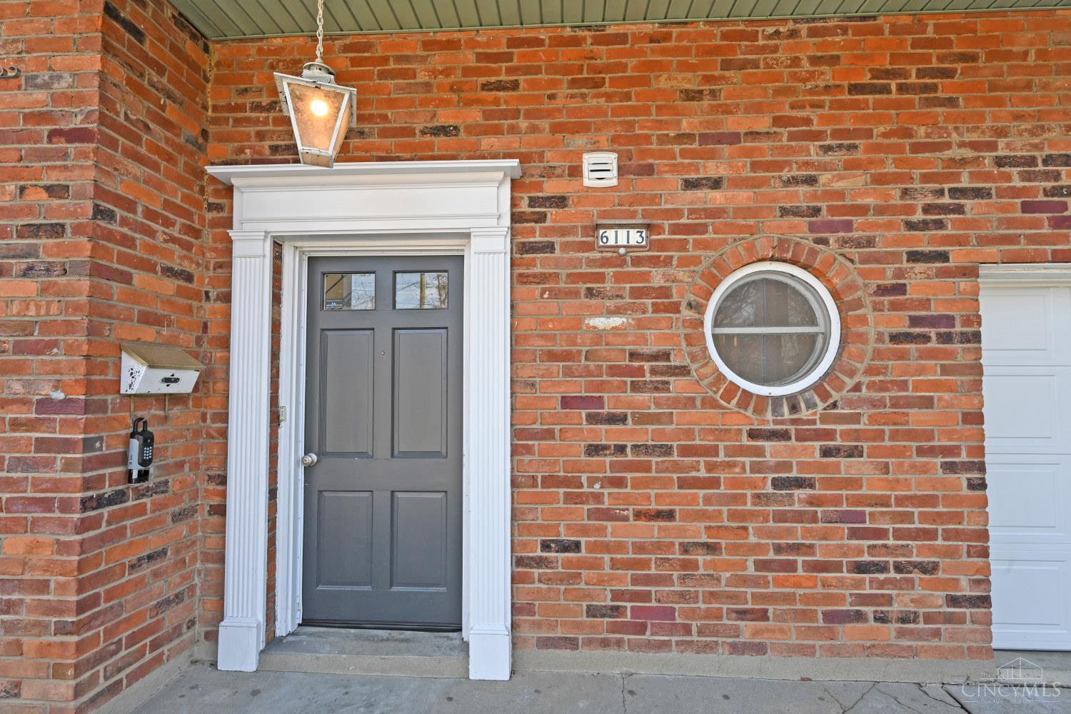 6113 Wayside Court
