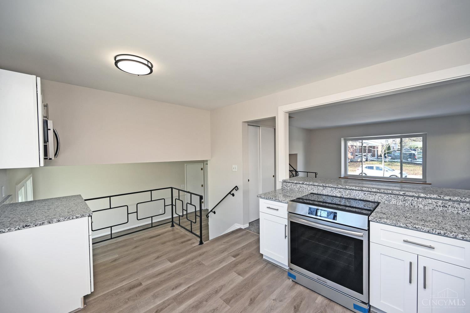 6113 Wayside Court