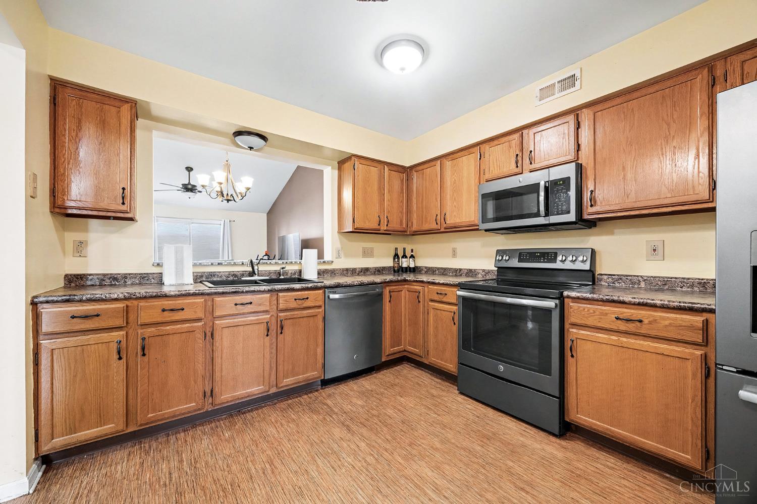 496 Mapleleaf Drive 2D