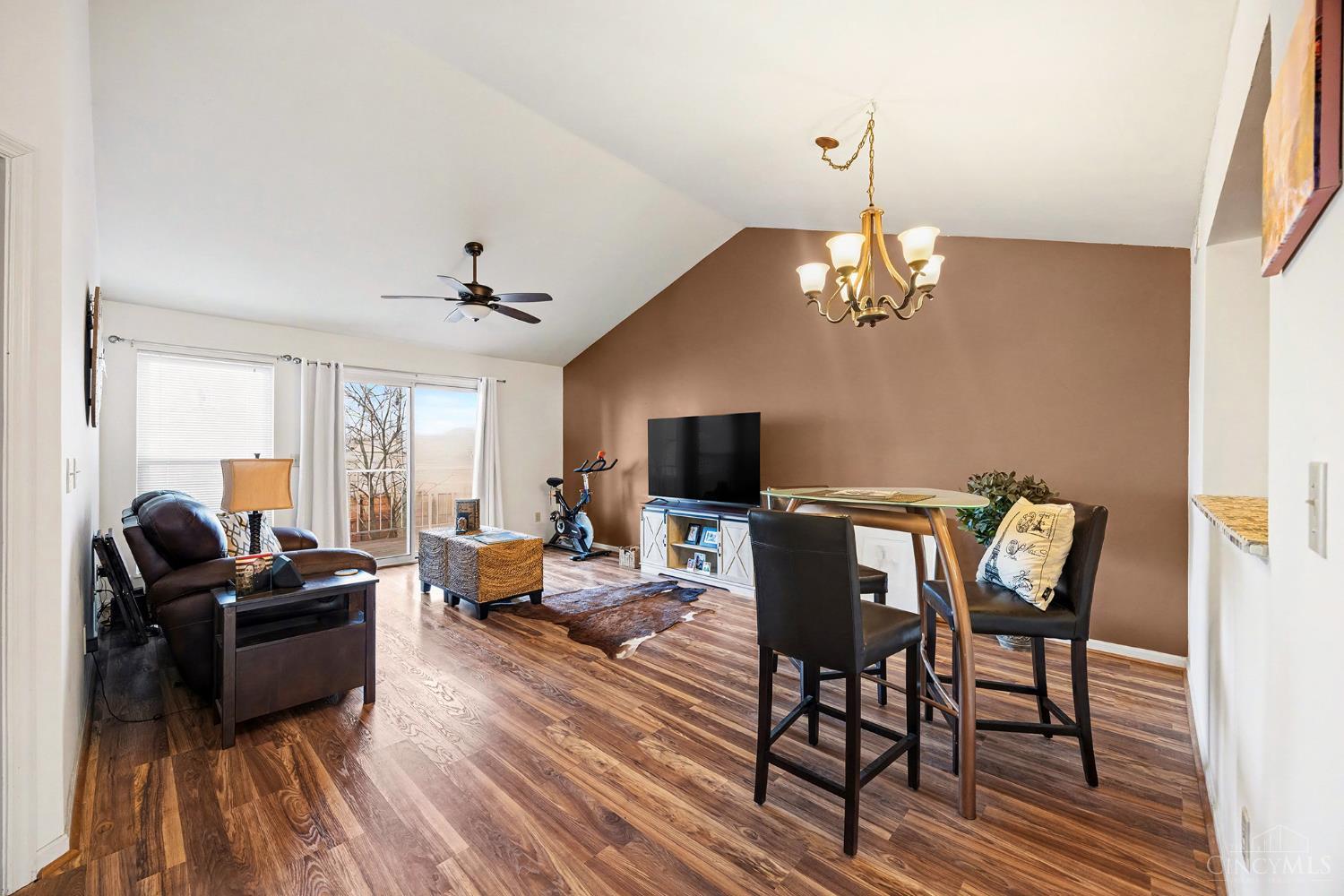 496 Mapleleaf Drive 2D