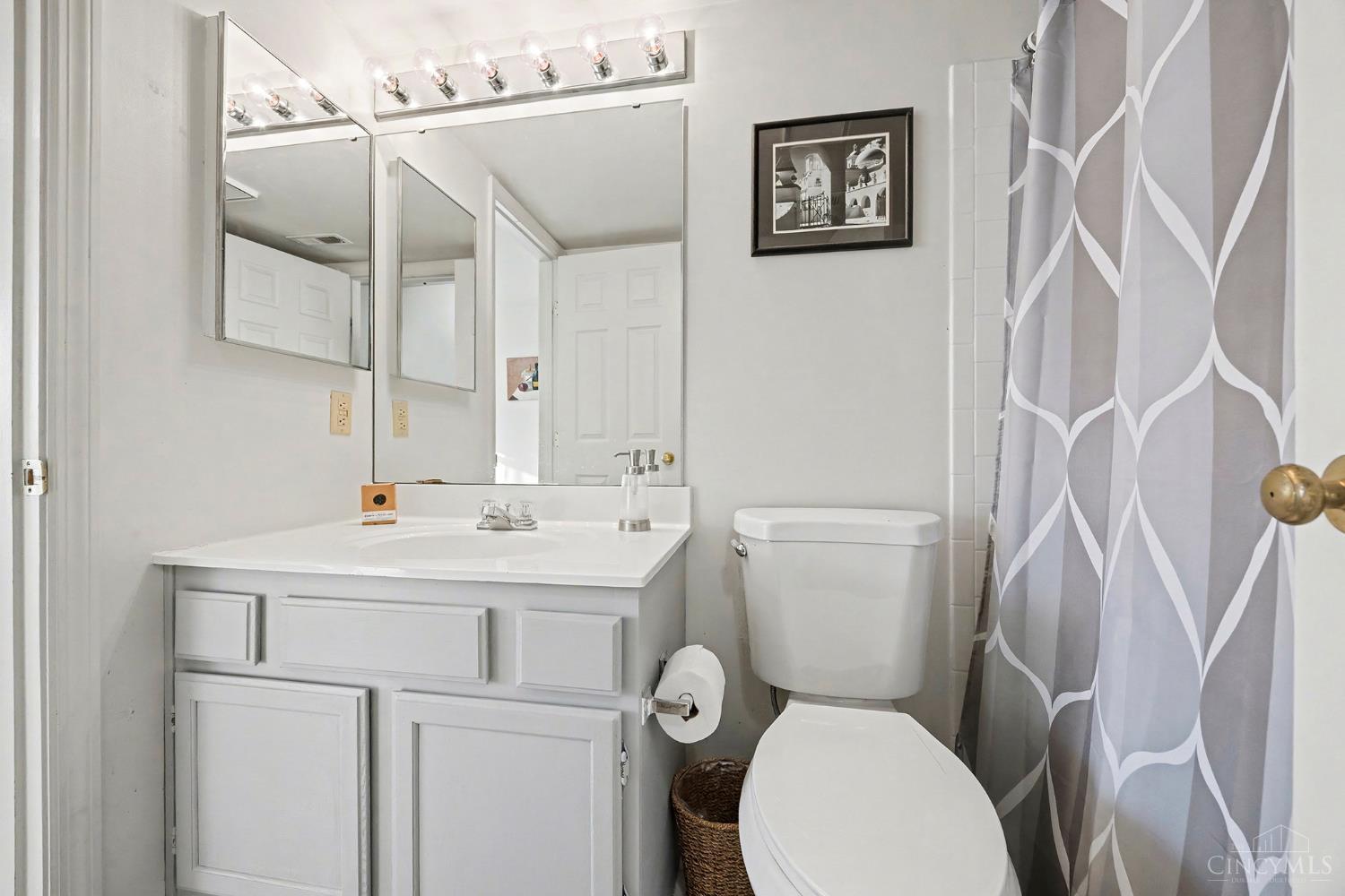 496 Mapleleaf Drive 2D