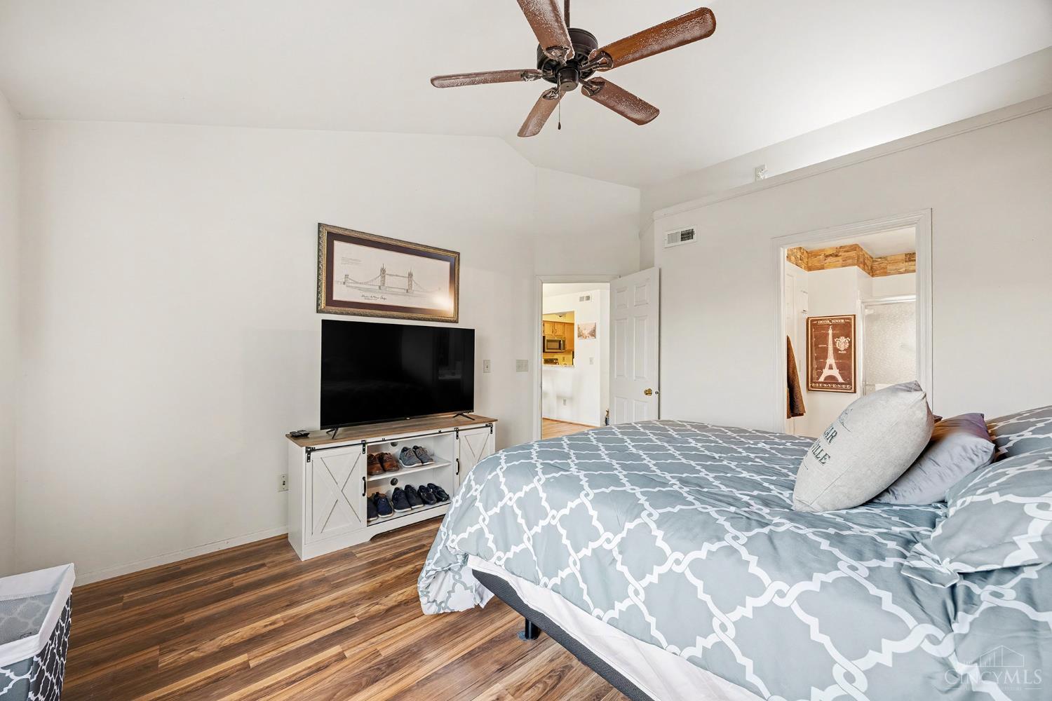 496 Mapleleaf Drive 2D