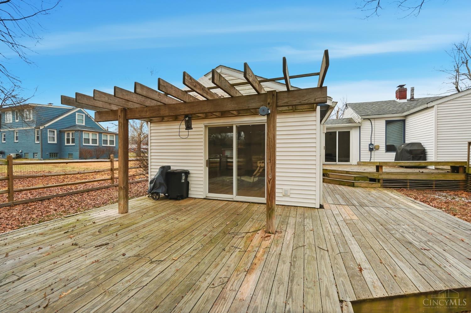 3833 Bennett Road