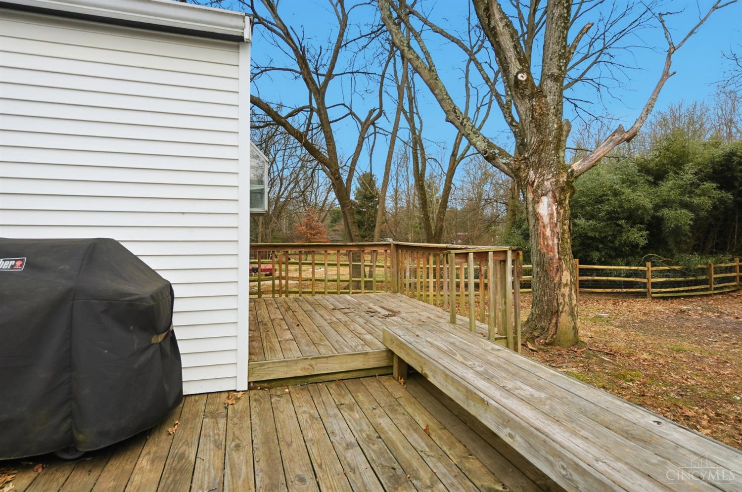 3833 Bennett Road