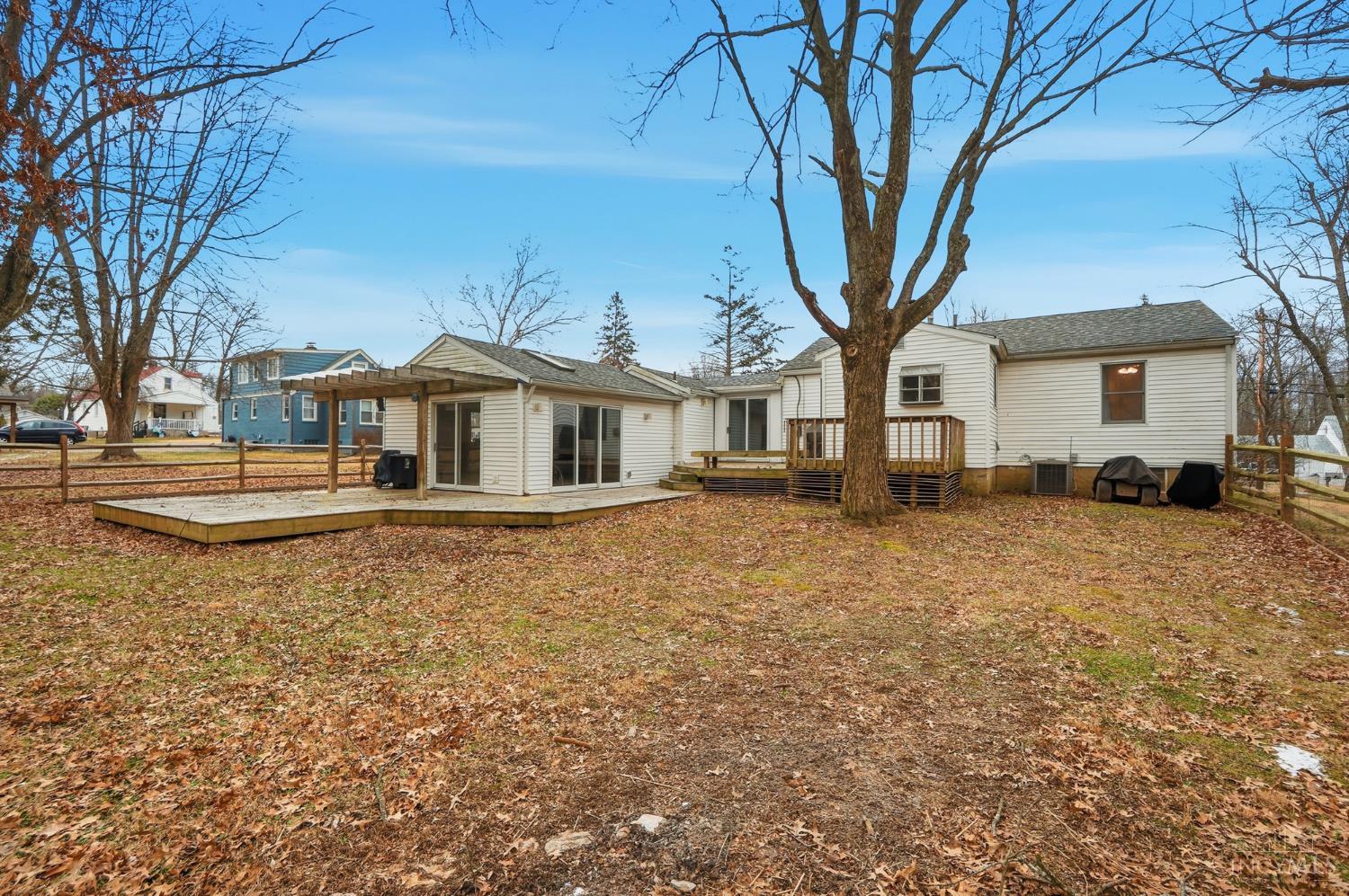 3833 Bennett Road