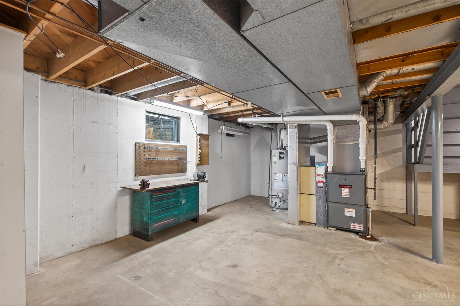 987 Chesterton Way