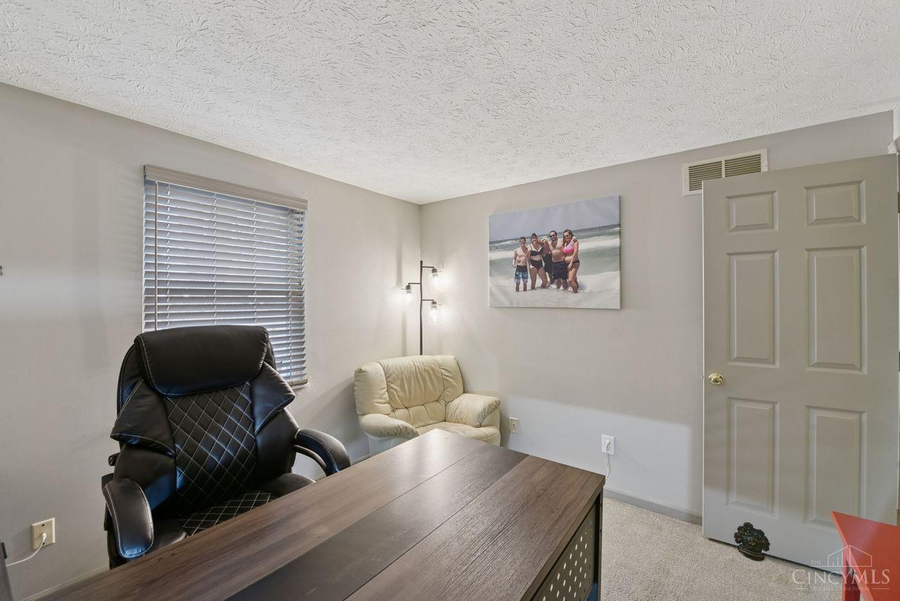 8819 Pembrooke Street