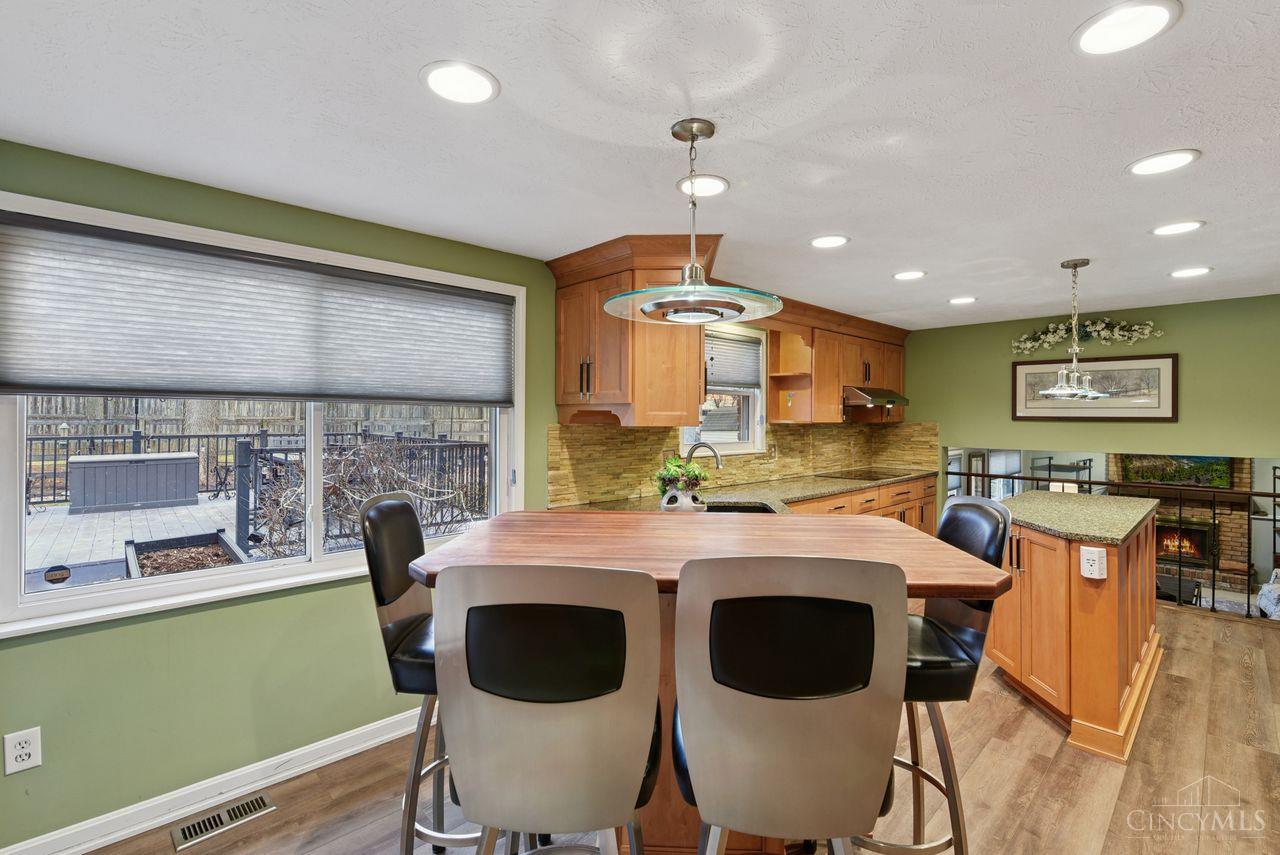 8819 Pembrooke Street