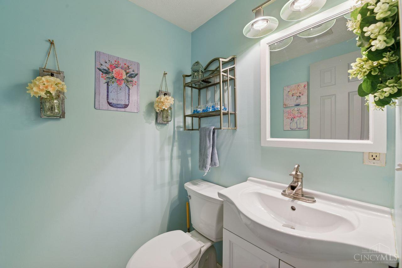 8819 Pembrooke Street