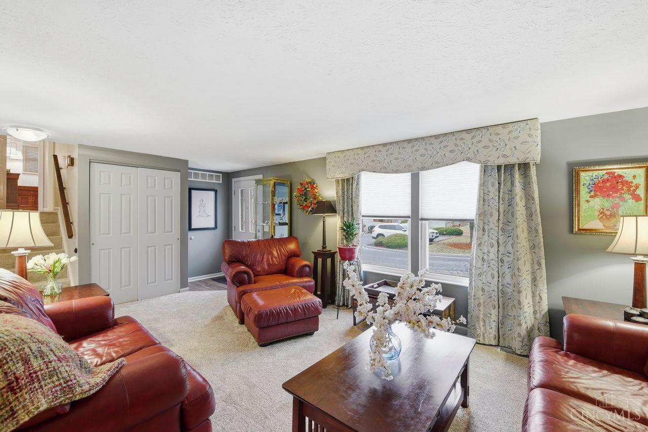 8819 Pembrooke Street