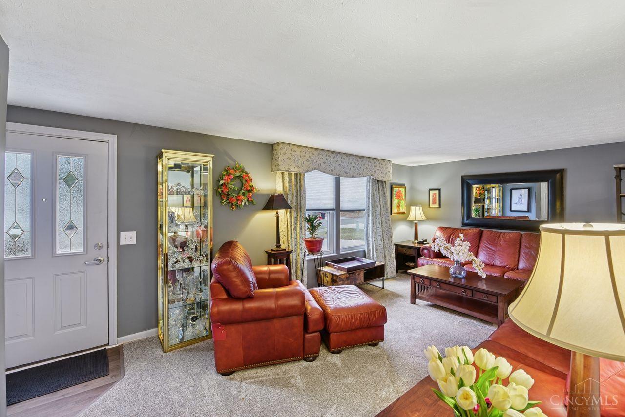 8819 Pembrooke Street