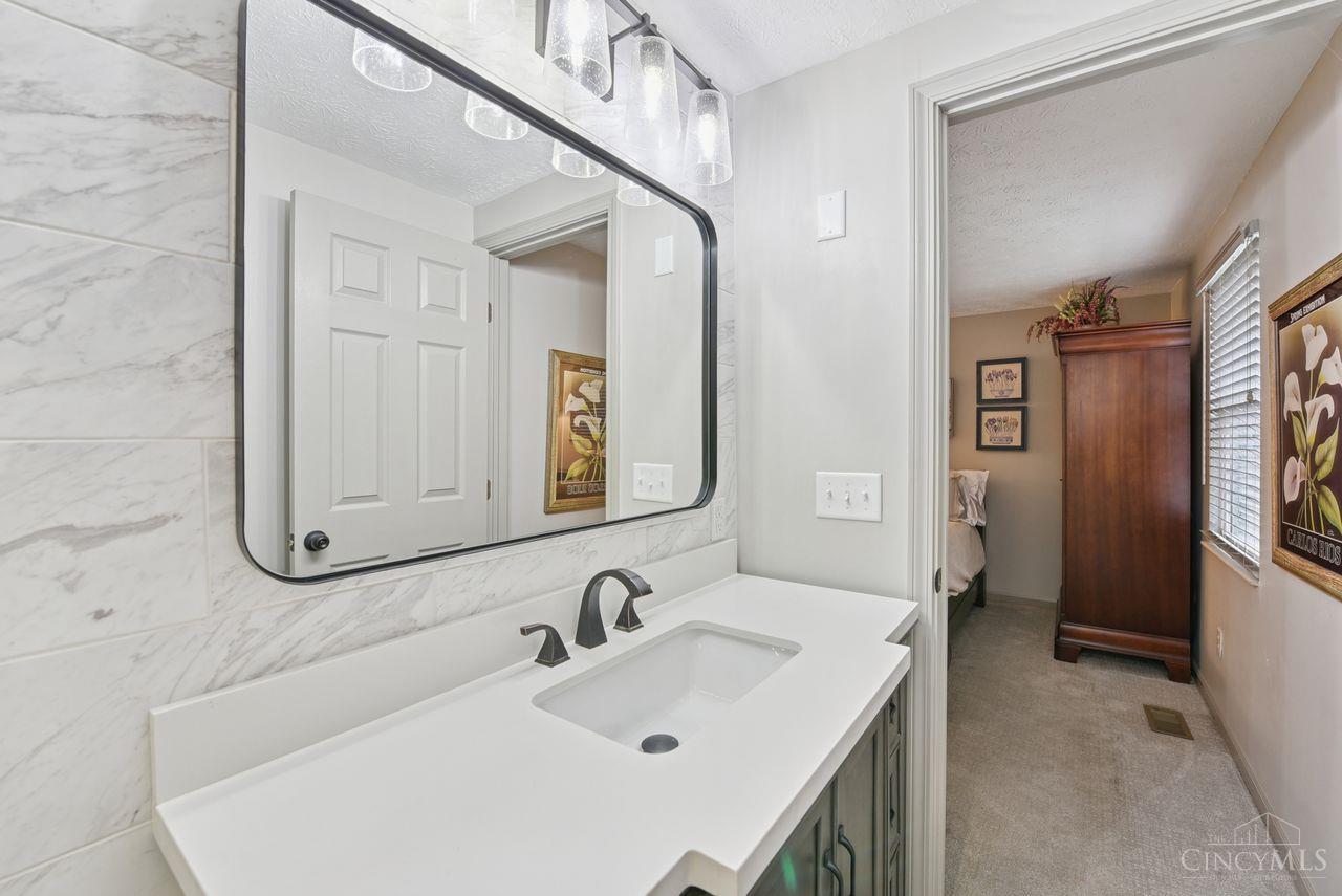 8819 Pembrooke Street