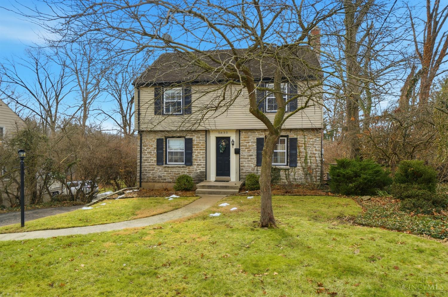 5635 Euclid Road