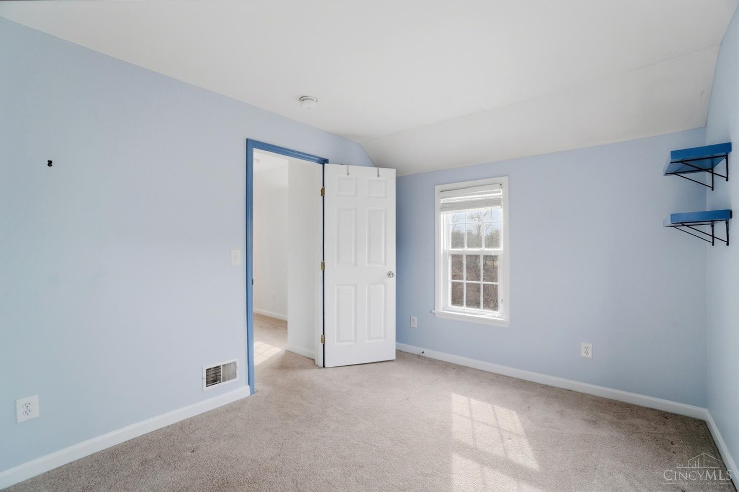 5635 Euclid Road
