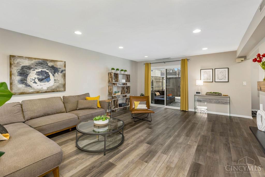 2312 Dana Avenue