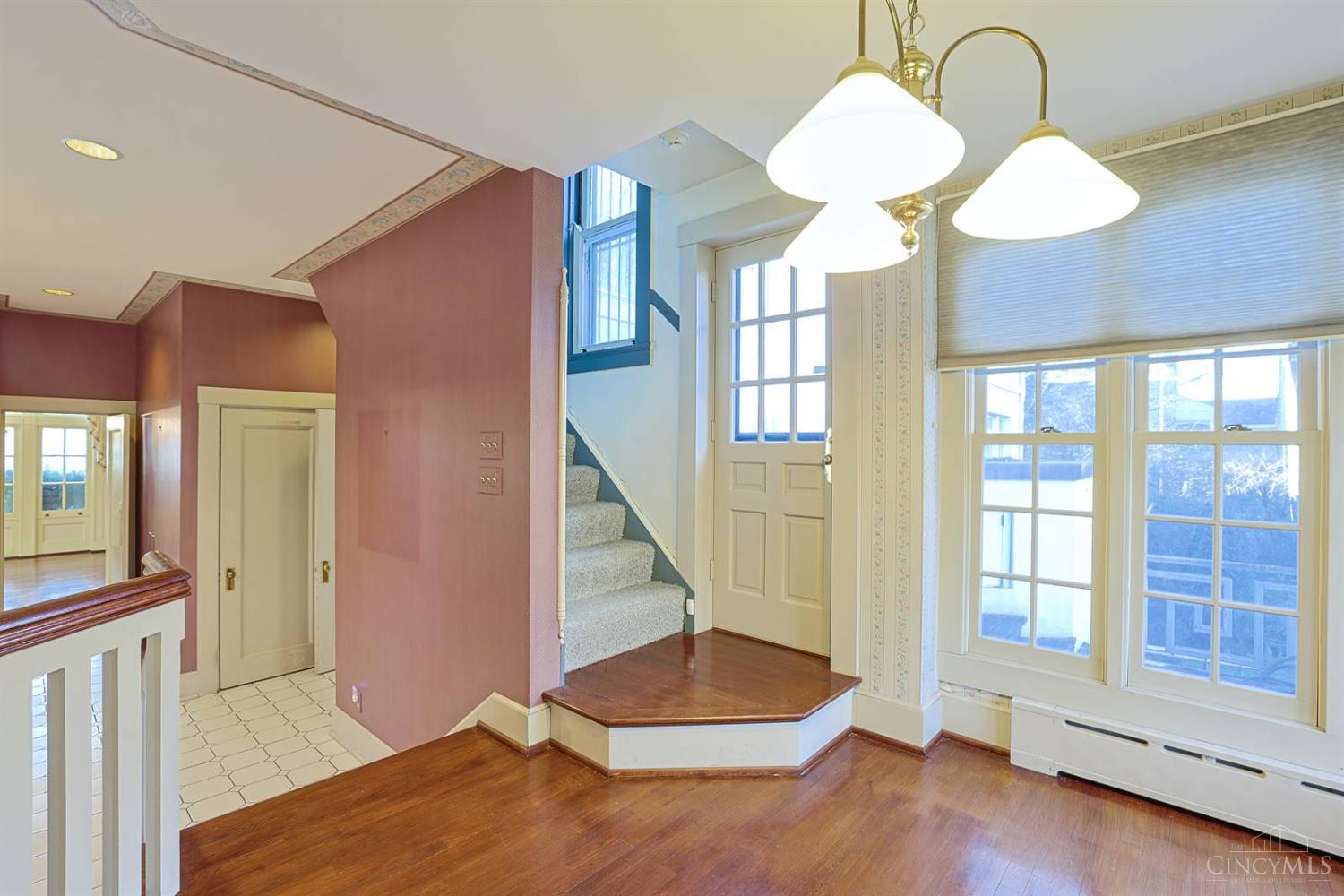 2717 Johnstone Place