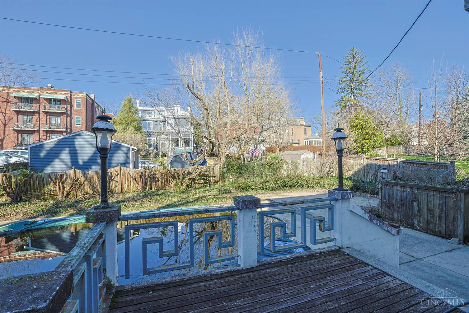 2717 Johnstone Place