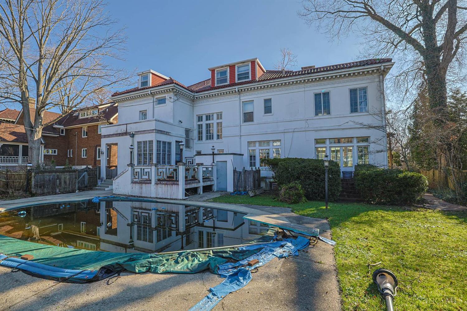 2717 Johnstone Place