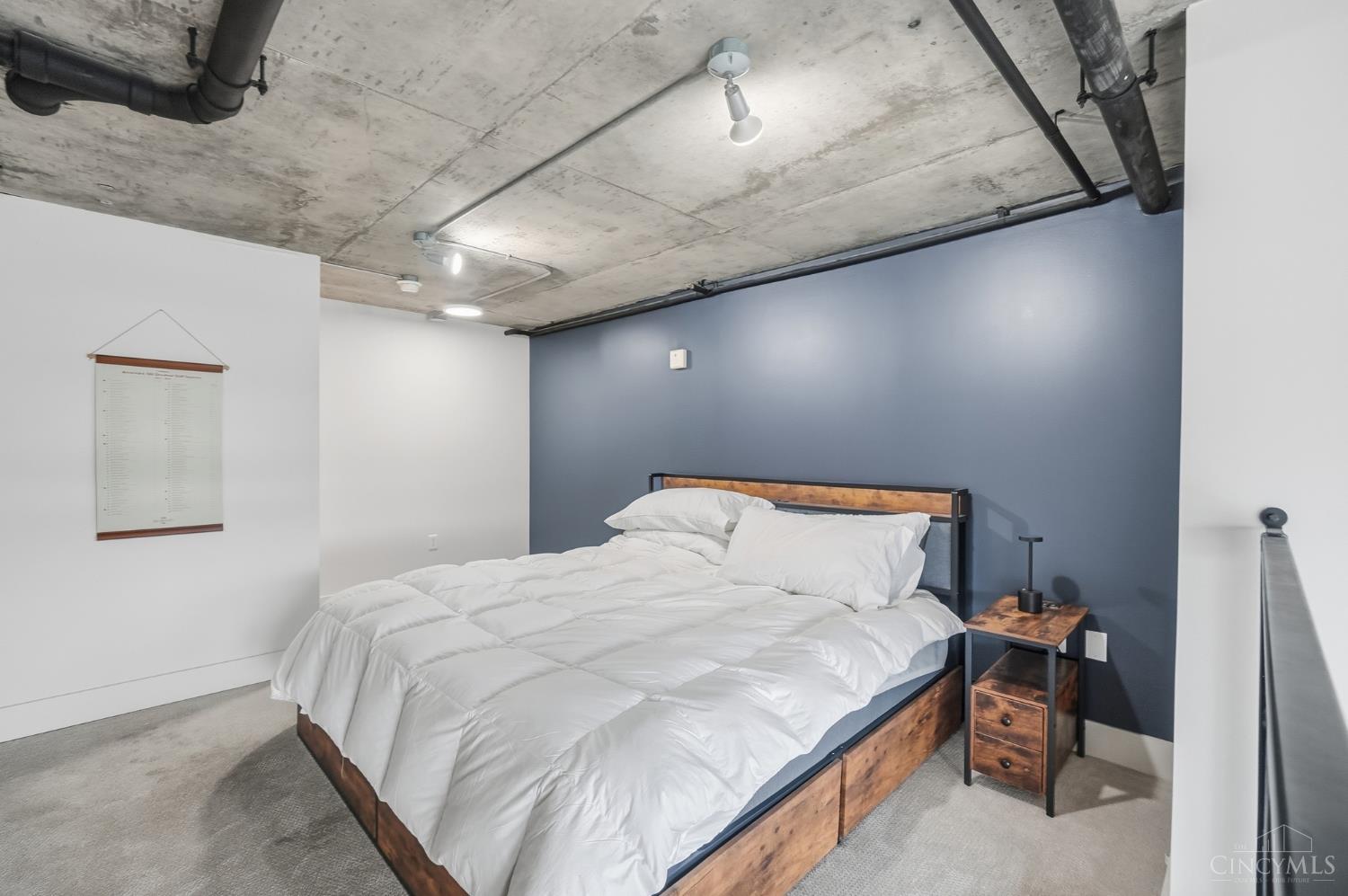353 W Fourth Street 305