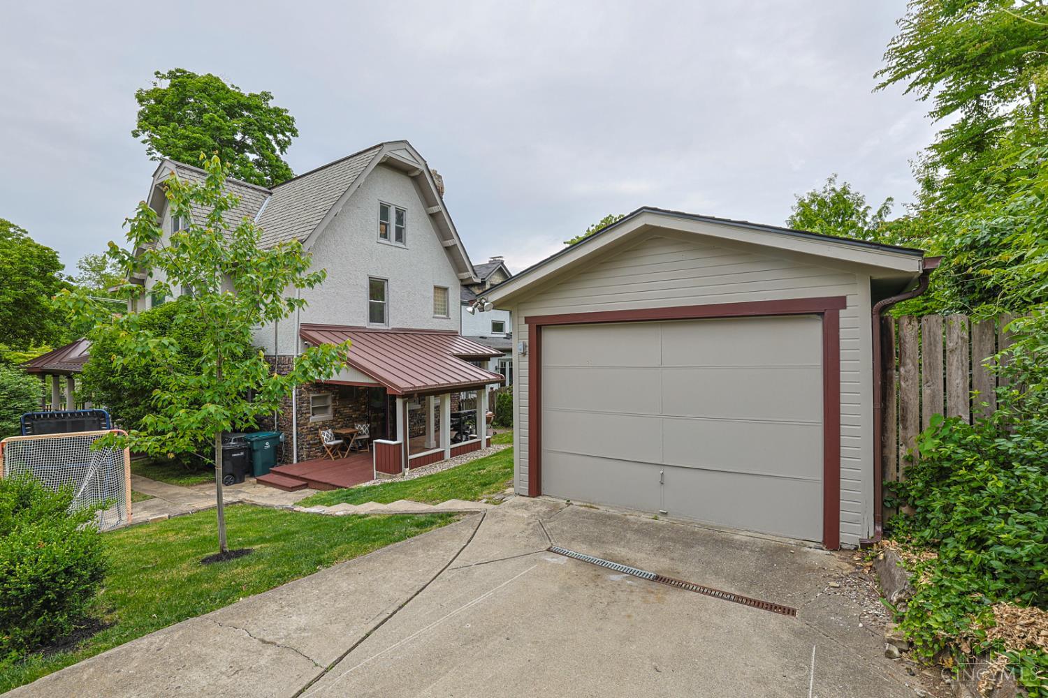 1308 Edwards Road