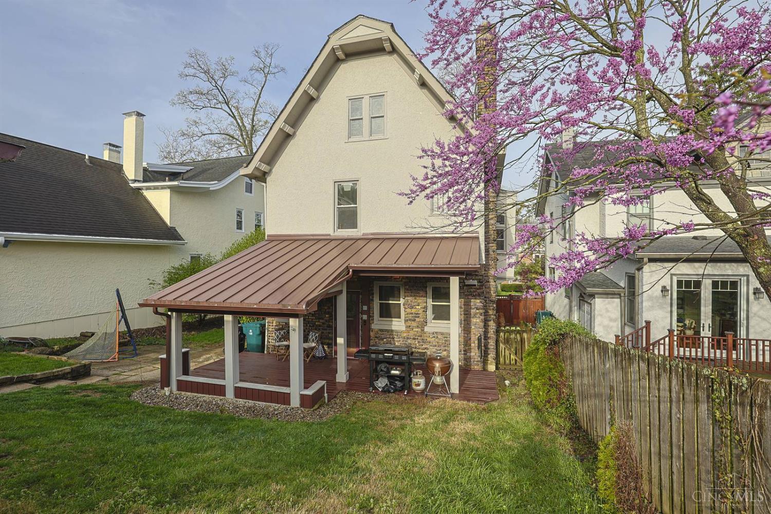 1308 Edwards Road
