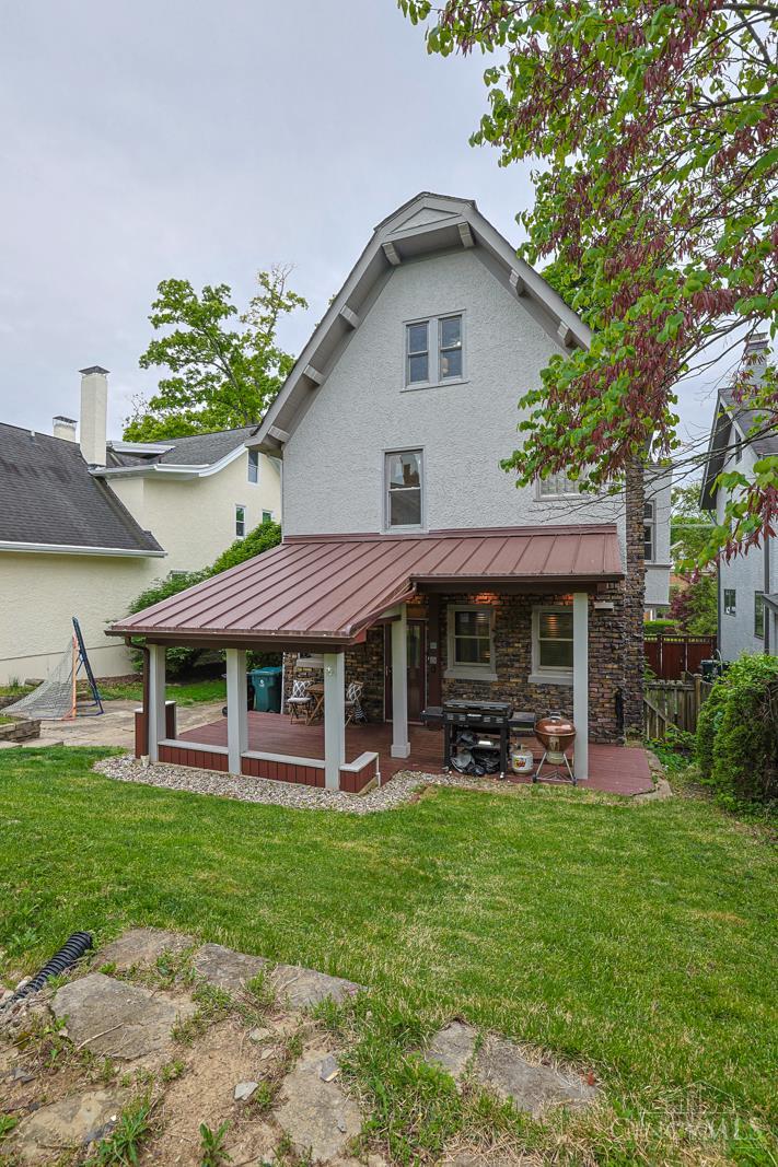 1308 Edwards Road