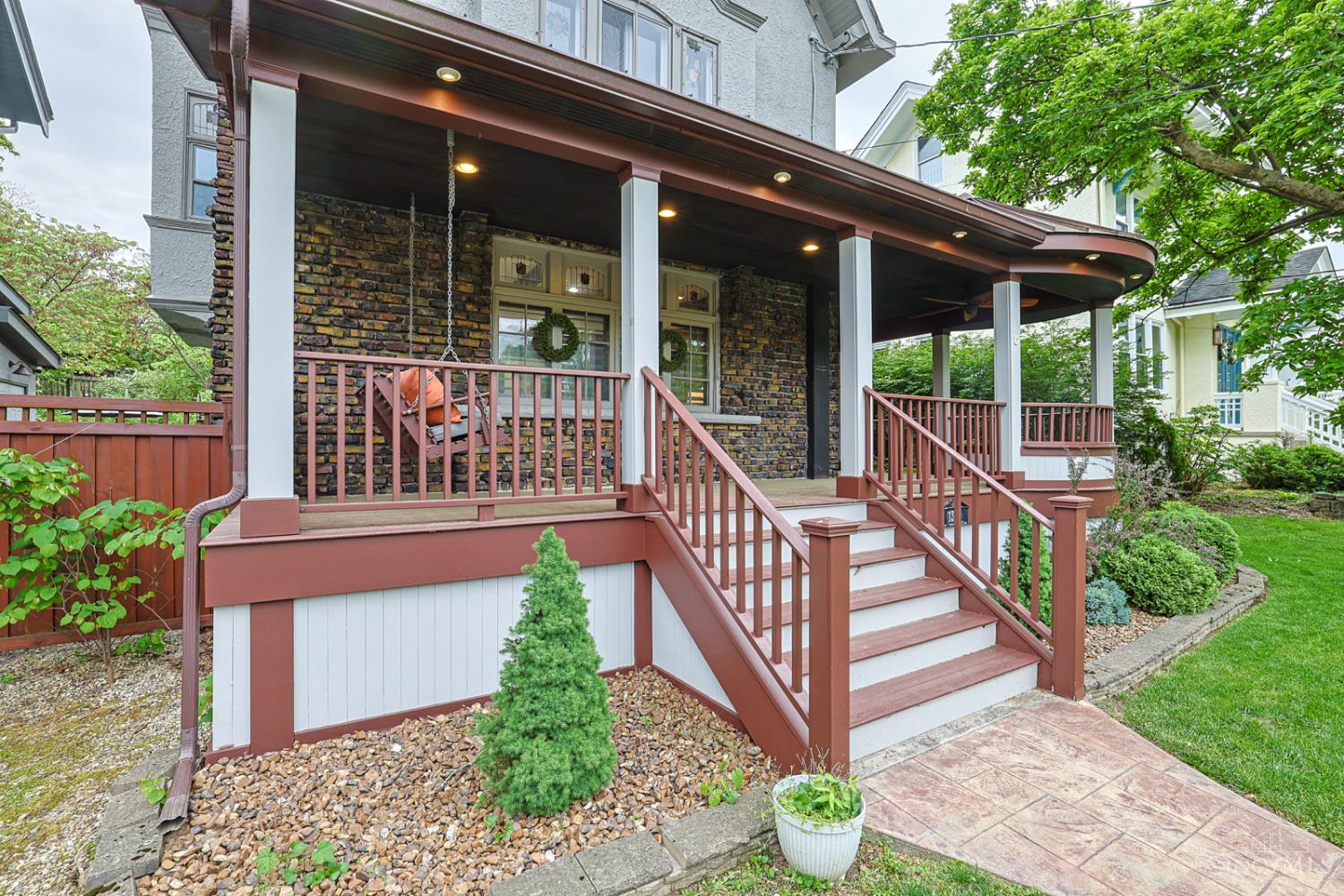 1308 Edwards Road