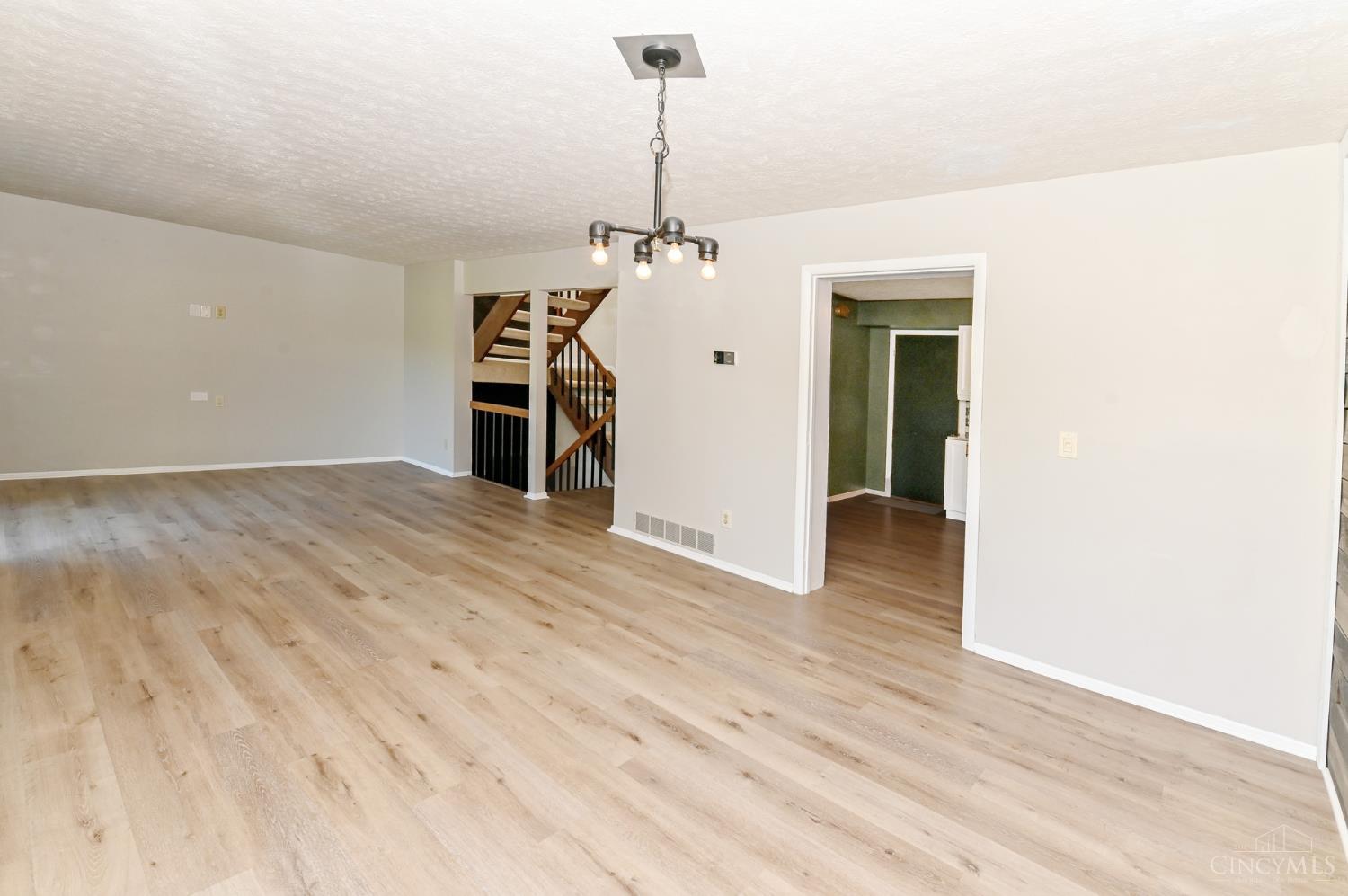 394 Walnut Lane