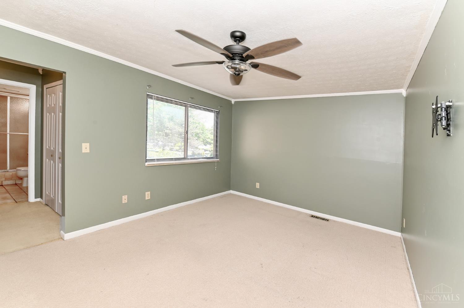 394 Walnut Lane
